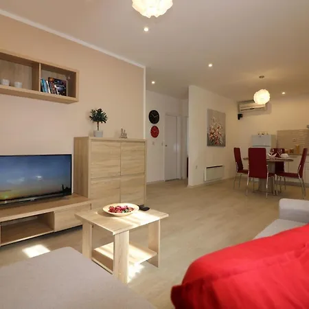 Melisa 7 Holiday home Porec